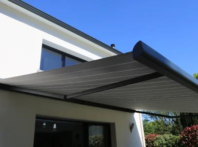 Fabrication et pose de stores dans le Loiret